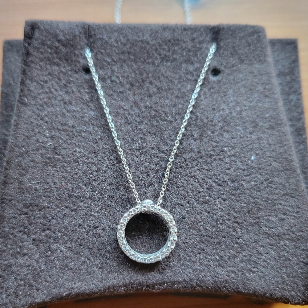 Roberto Coin Circle of Life necklace 18k gold with diamonds